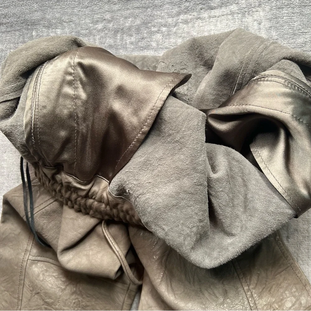 ROCOCO Crinkle Leather Pants Sz S Barrel Drop Crutch Crop Harem Olive Green Soft - Picture 11 of 17